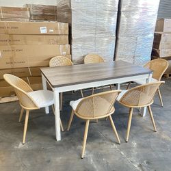 7pc Indoor Dining Table And Chair Set 