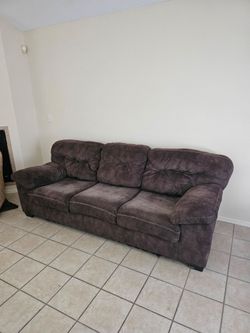 Sofa (Eastside)