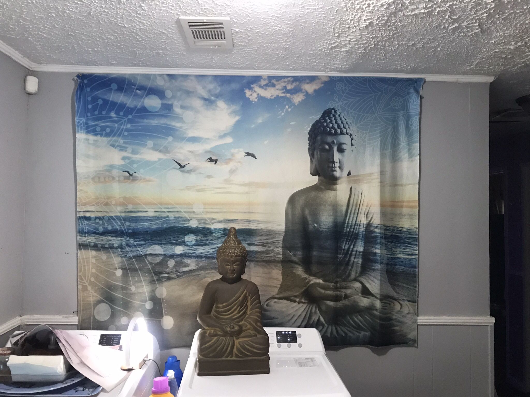 2pc Buddha Statue And Tapestry Set