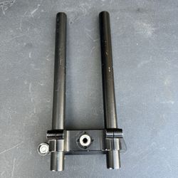 ARRI VMB-3 Viewfinder Mounting Bracket K2.74001.0 with SmallRig 15mm Rods