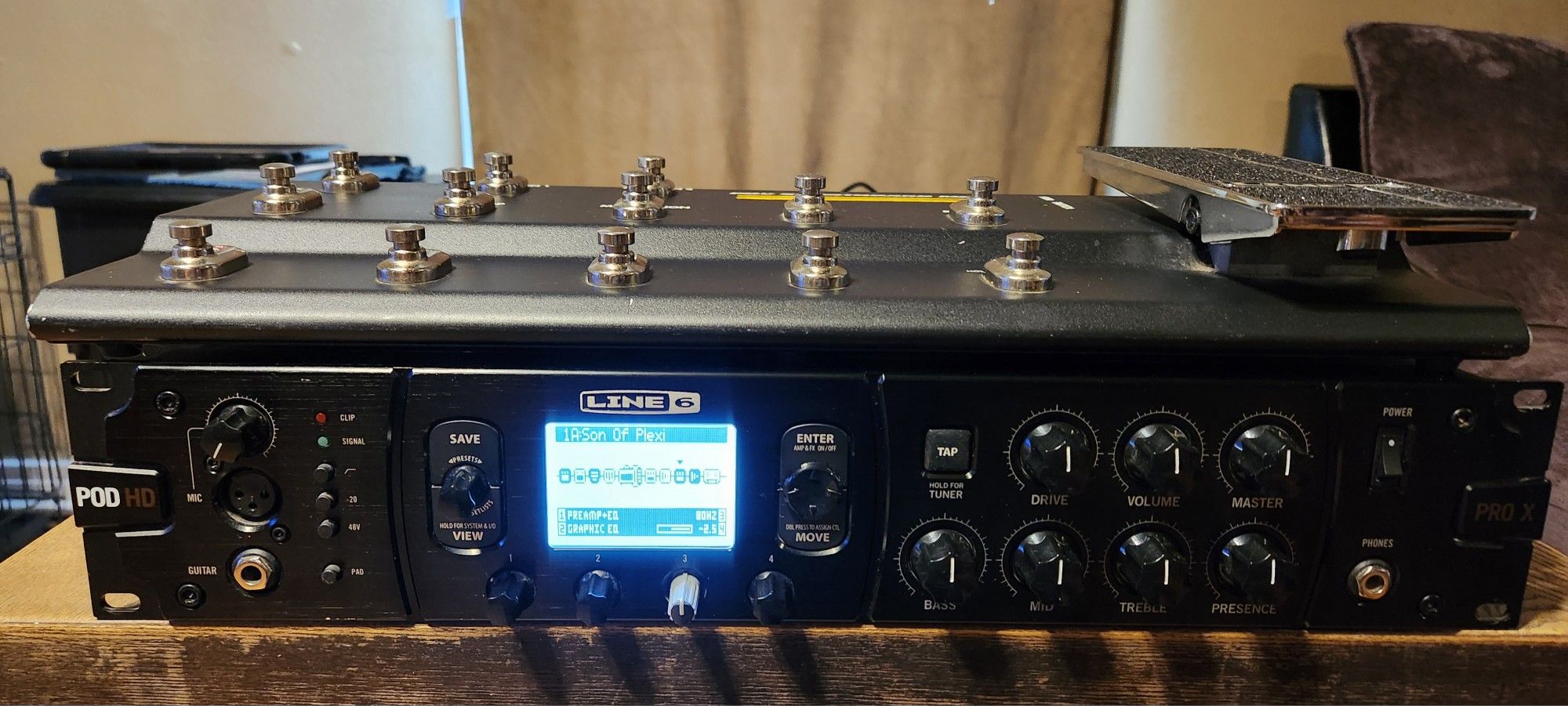 Line 6 POD HD Pro X W/FBV Shortboard MKii & Fully Loaded Bundle