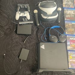 PS4 Slim/ PsVR AND GAMES With One Controller