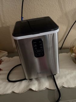 Ice maker