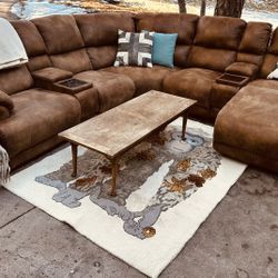 Modern Reclining Sectional Sofa - Fully Refurbished and Deep Cleaned