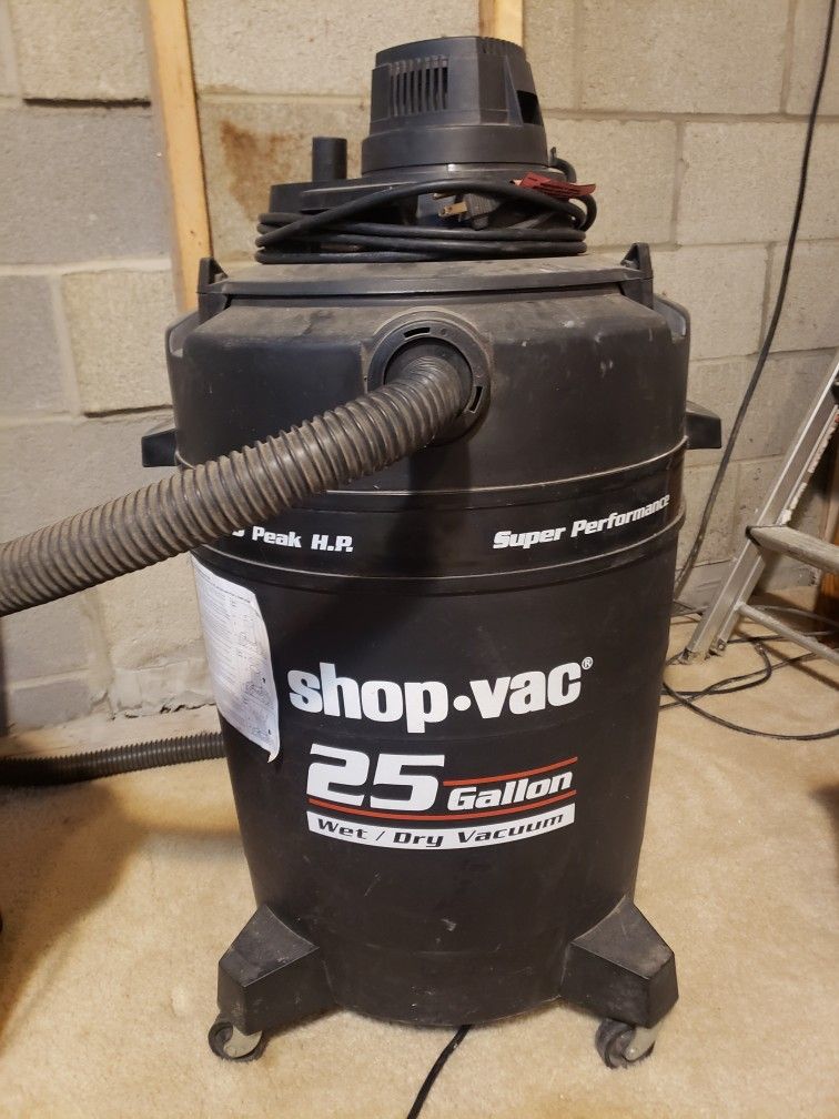 Wet/Dry Vacuum, 25 Gallon Shop-Vac