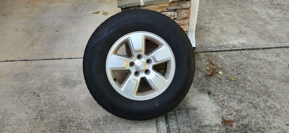 Jeep Used Wheel and Tire