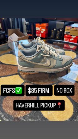 Dunks SIZE 8.5