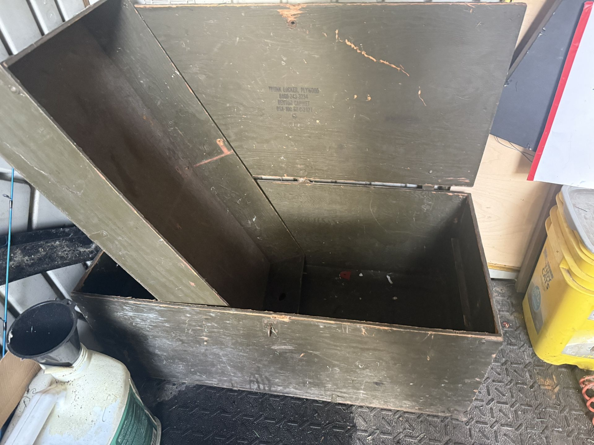 Army Trunk 