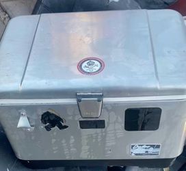 Igloo stainless steel cooler,54 quart