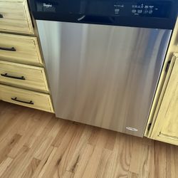 Whirlpool Dishwasher