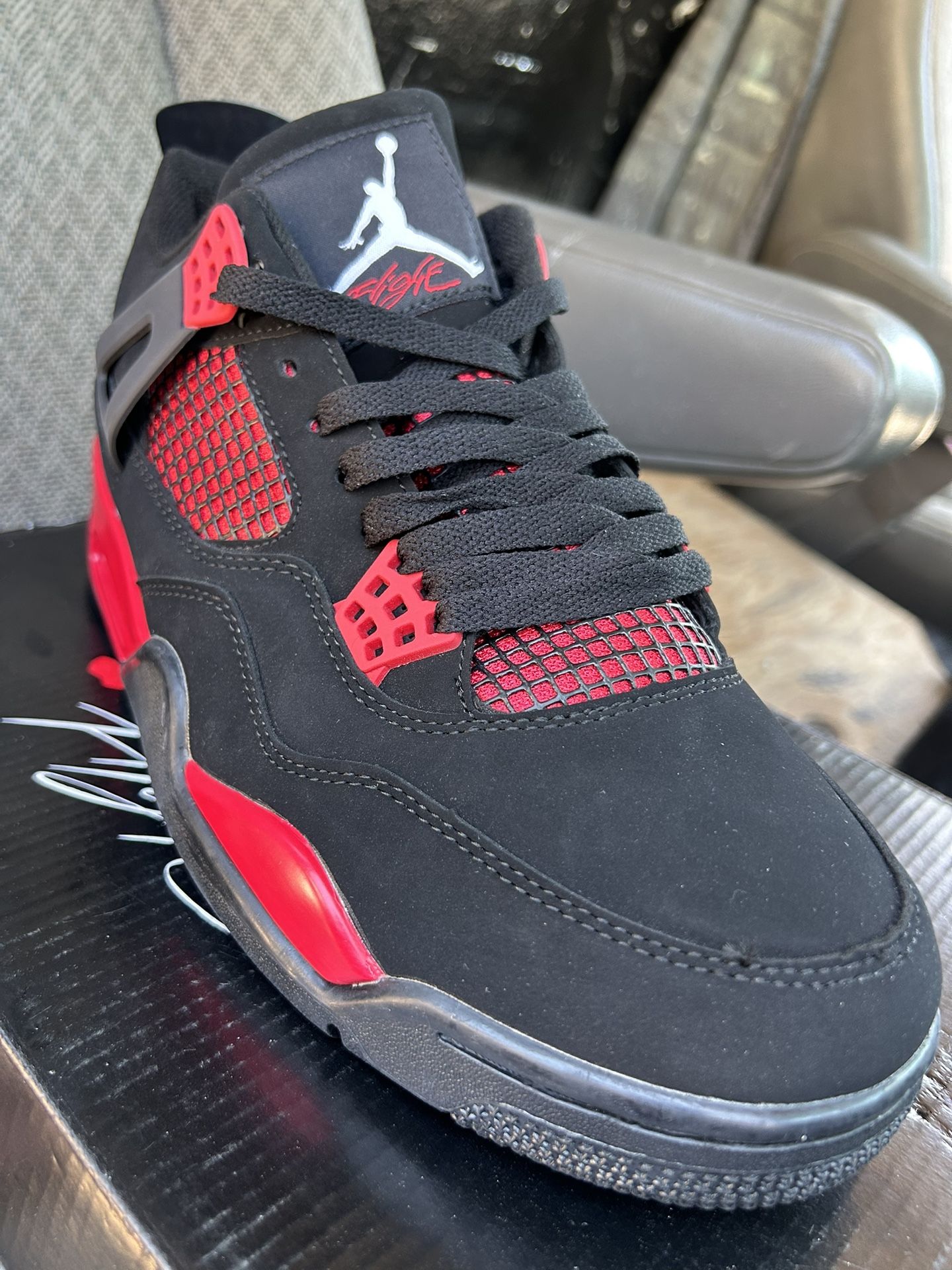 Jordan 4 Red Thunder