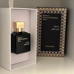 Baccarat oud mood