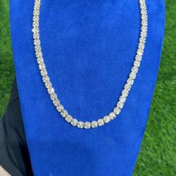 14k Rose Gold Baguette Chain With Diamonds