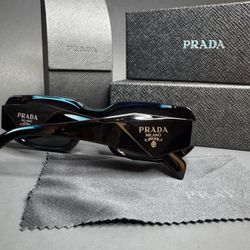 GLOSSY BLACK Prada Glasses!