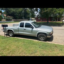2004 Dodge Dakota 