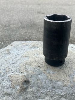 Socket