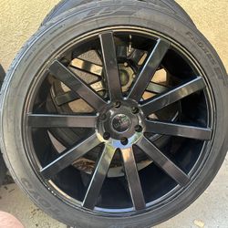24 Inch DUBS  TOYO TIRES 