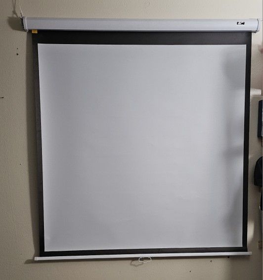 Elite Projector Screen 50 Inch Pull Down