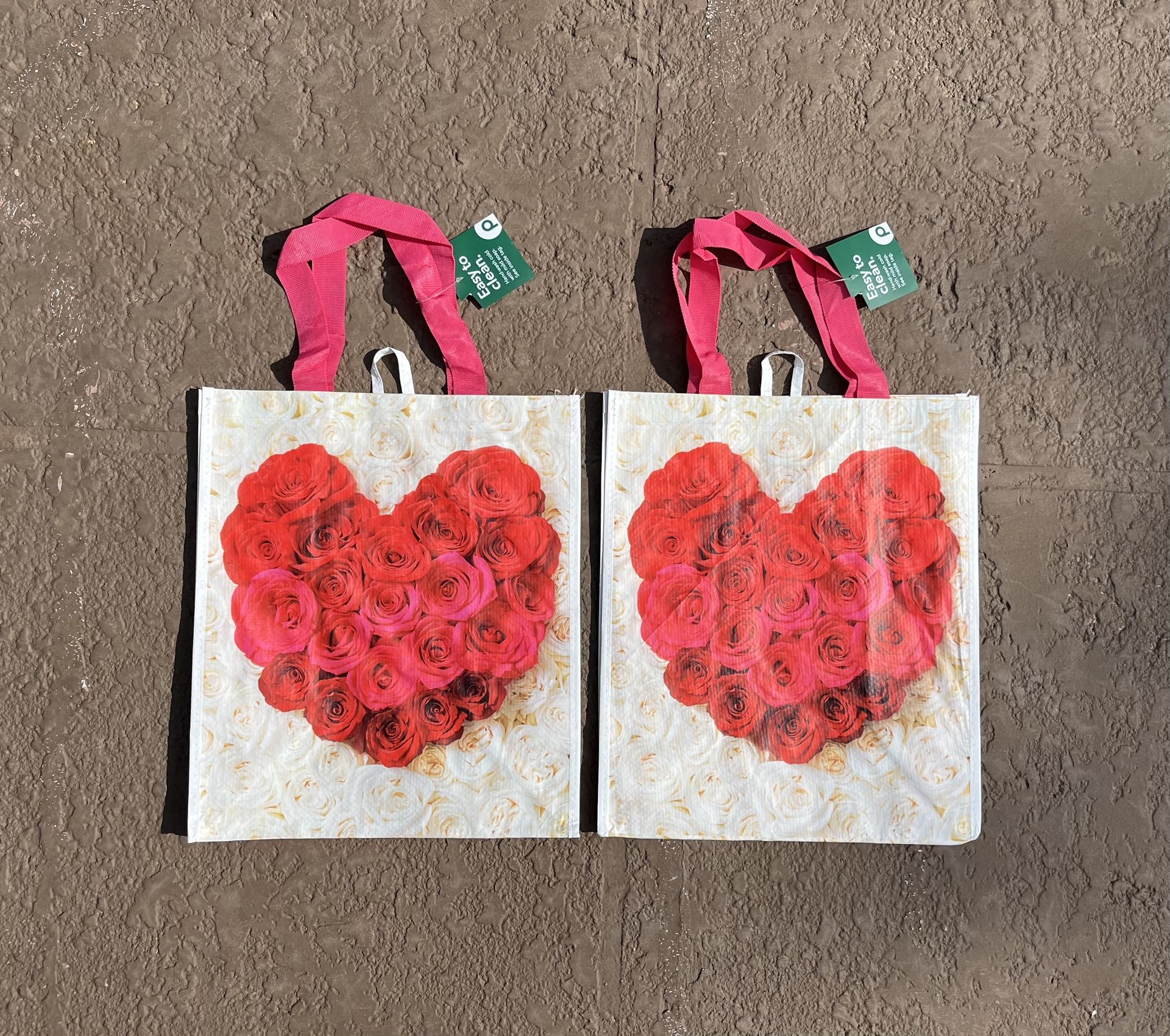 2 Brand new Roses & Hearts Valentine’s Day reusable bags