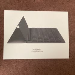[‼️] Apple IPad Pro 10.5 Smart Keyboard MPTL2LL/A [‼️]