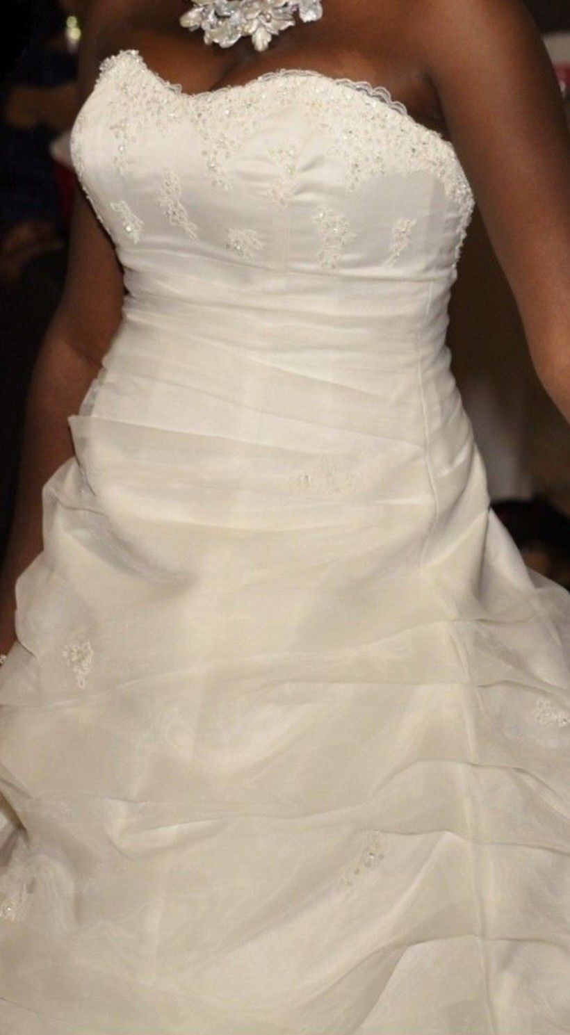 WEDDING DRESS- PICK UP TODAY