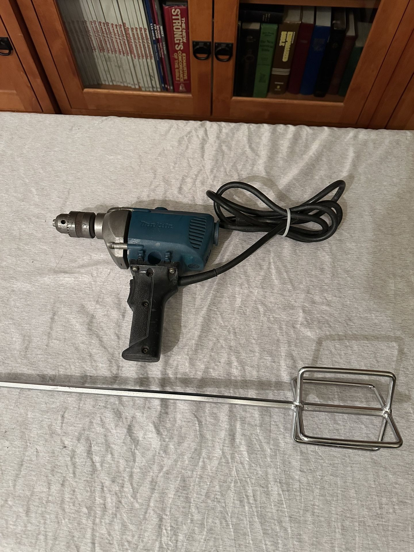 Makita 1/2 Drill With Paint Stirer And Mud Mixer Works Great $45