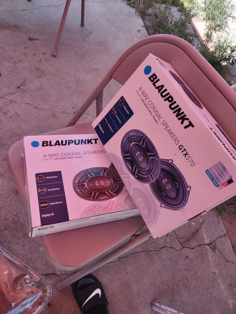 Boxed Blaupunkt 4 Way Coaxial Speakers GTX 570 & 1- Performance Teknique Coaxial 4way Speaker