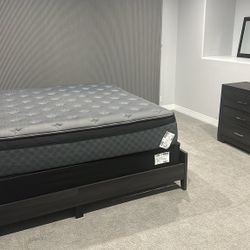 King Size Bed Set With Dresser And Side Drawer