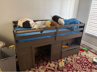 Kids loft bed