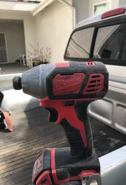 Milwaukee 18v impact drill No battery