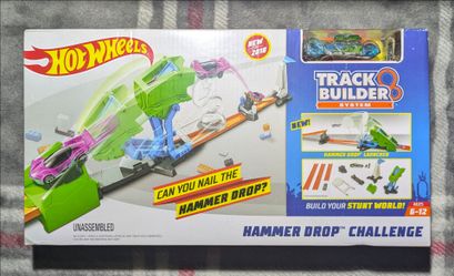 Hot Wheels Track Builder System Hammer Drop Challenge Play Set Die Cast Cars NIB