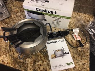 Cuisinart Electric Fondue Set