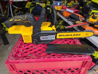 DeWalt Brushless 12-Inch Cordless Chainsaw