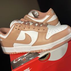 Nike Dunk Low Rose Whispers 