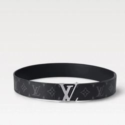 Black Louis Vuitton Belt