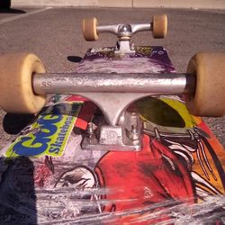 Skateboard 