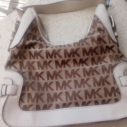Michael kors Handbag  $50 Obo