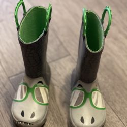 Waterproof rain boots for boys