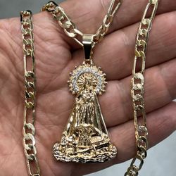 14k premium gold plated pendant and Cuban Links necklace