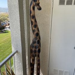 Tall wooden Giraffe 