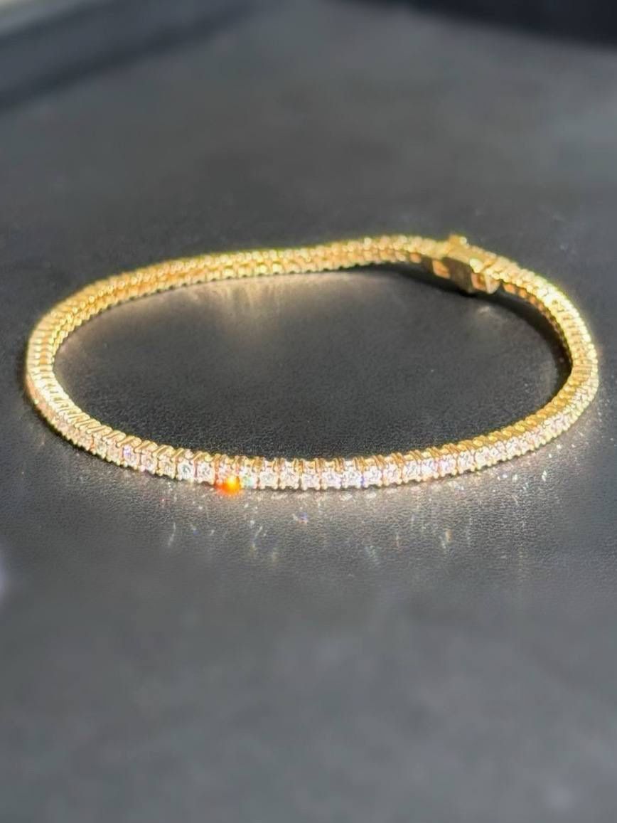 14k solid yellow gold Brand New 2.25CTW Diamond Tennis bracelet 7”