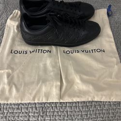 Louis Vuitton Men’s Shoes 