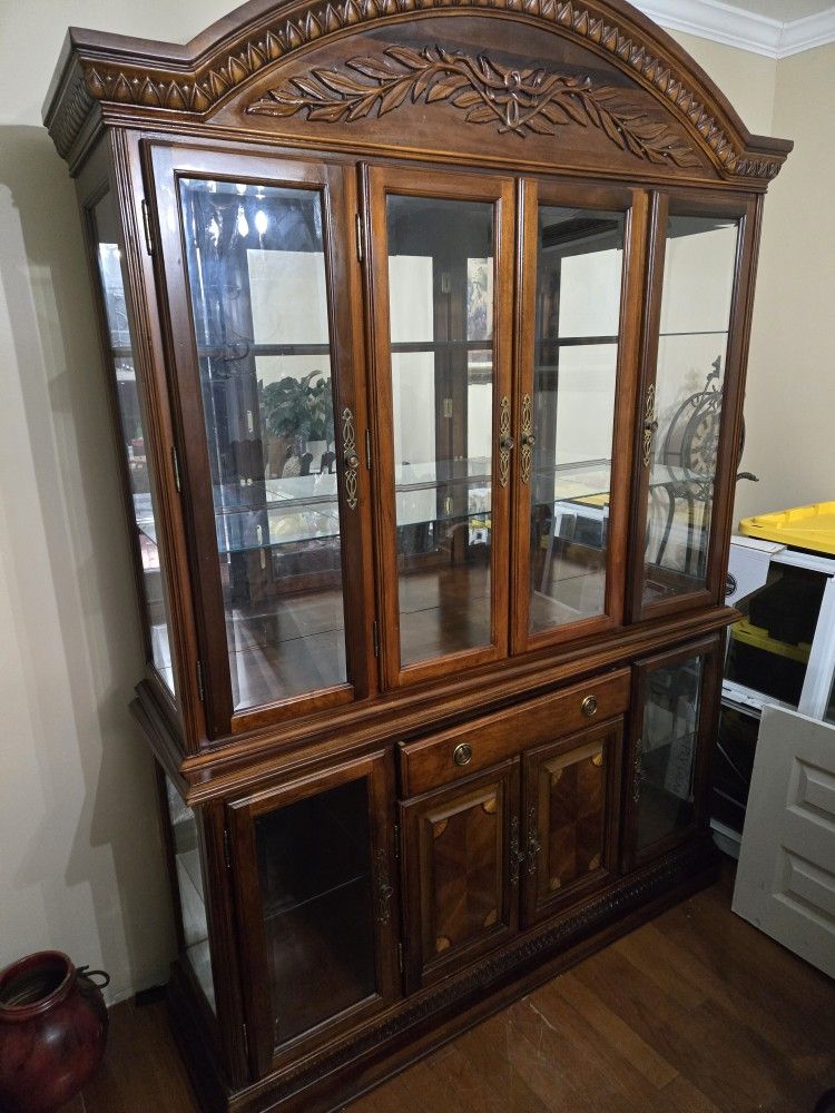 China Wooden Cabinet