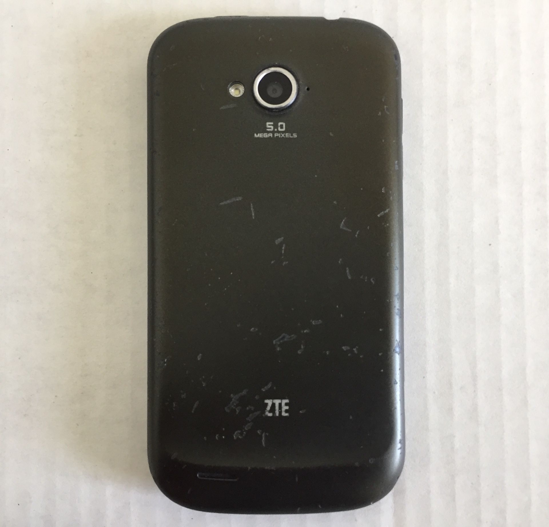 ZTE Savvy Z750C (Straight Talk) Tracfone Smartphone Cell Phone w/ 4 GB