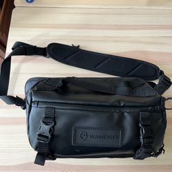 Wandrd Rogue 6L Sling V1