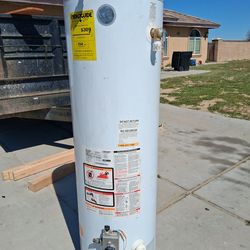 Water Heater 40 gallons