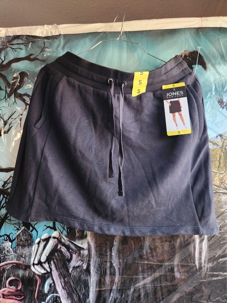 New Jones New York Skort Small