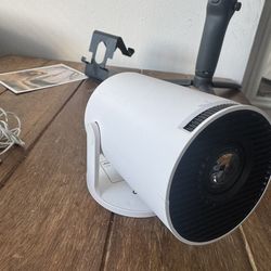 Coolid C2 Movie Projector