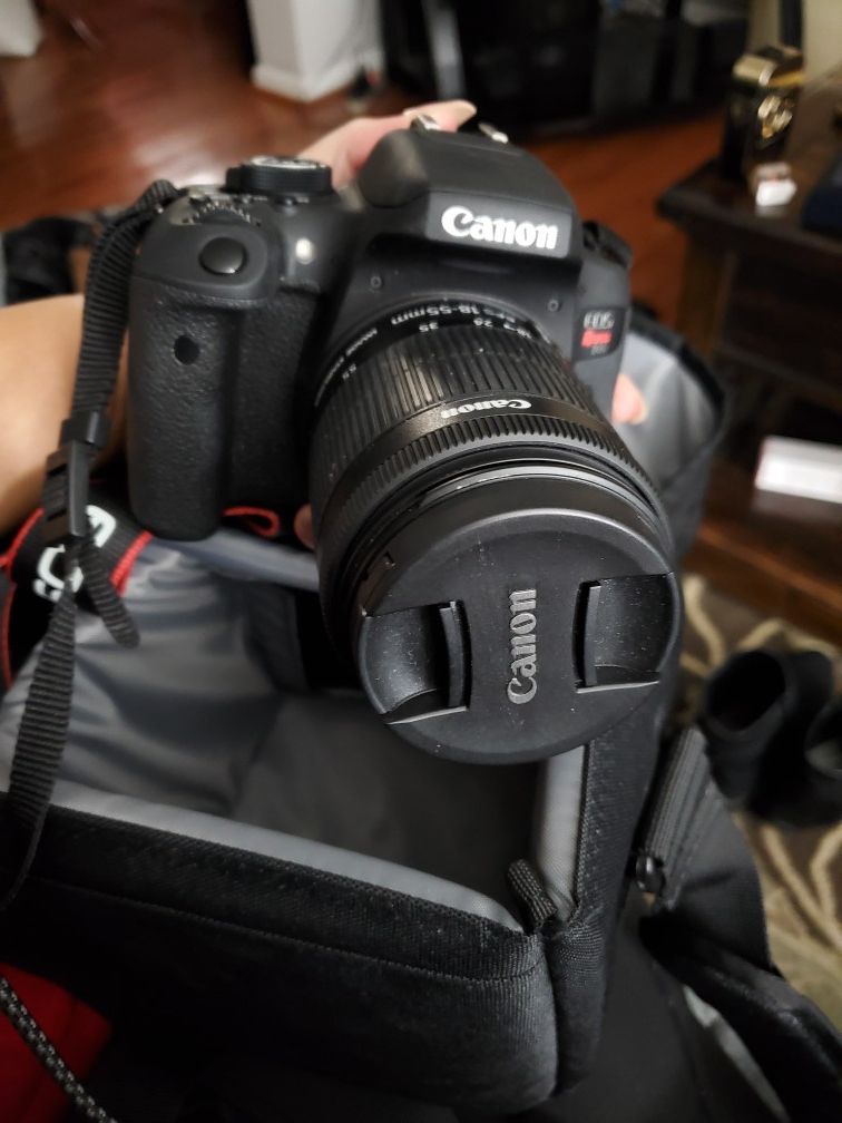 Canon T6i DSLR w/18-55mm lens