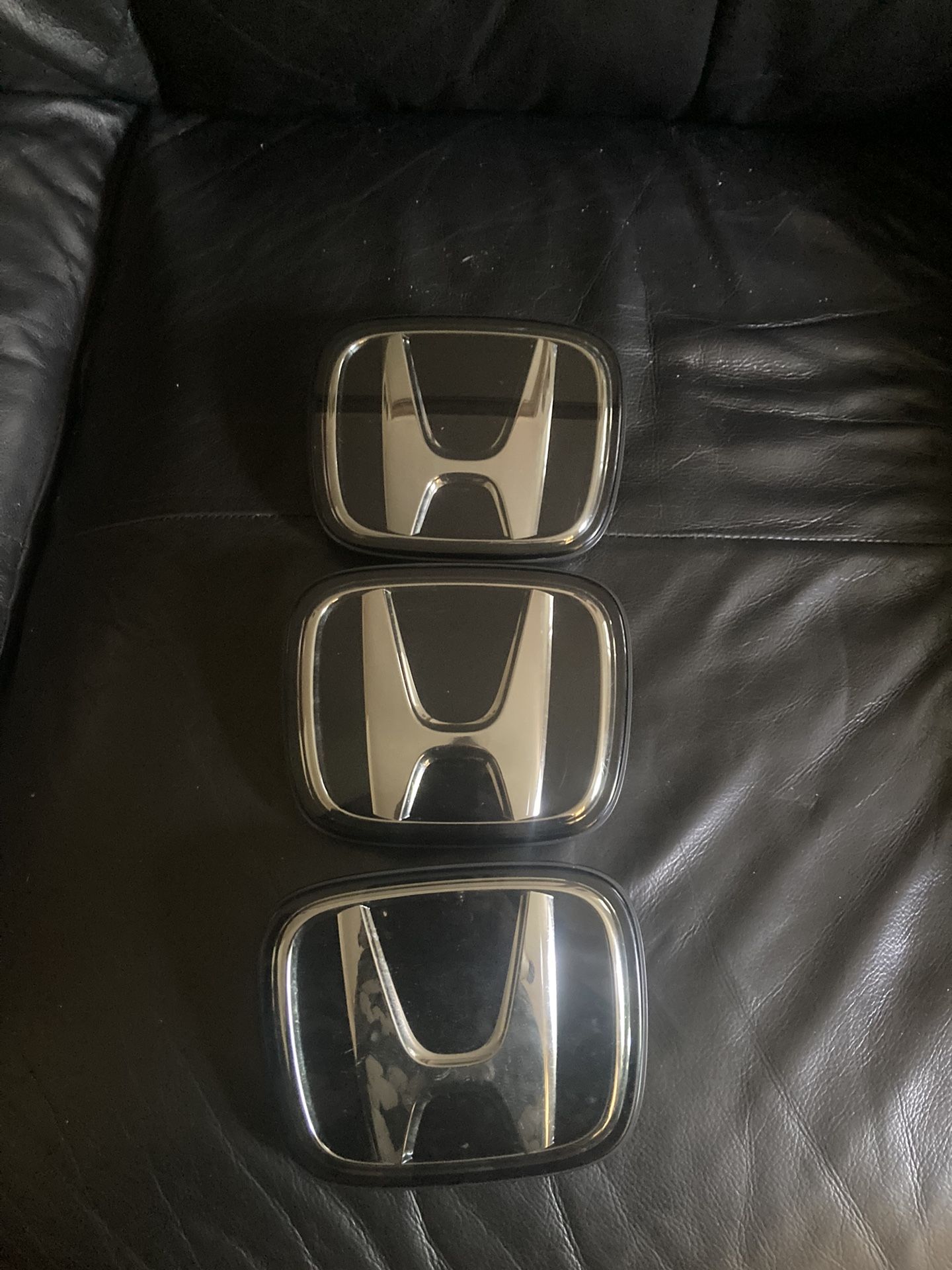Crv Emblem